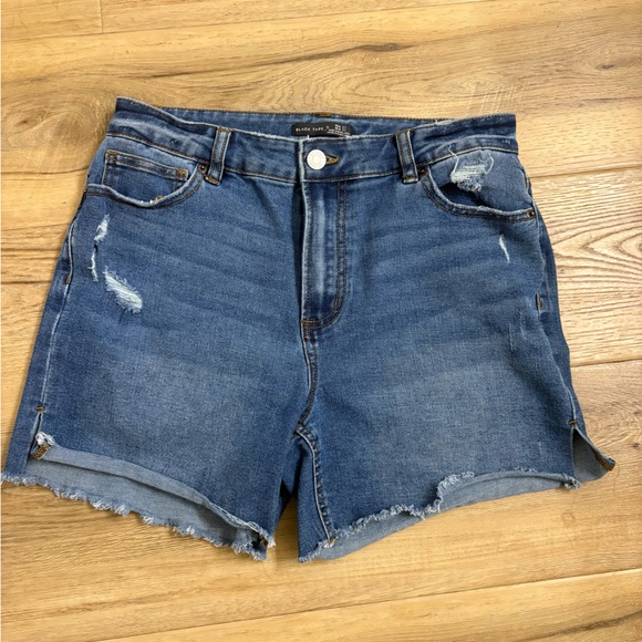 Black Tape_ Pants - Black Tape_ Distressed High-Rise Denim Shorts - Blue